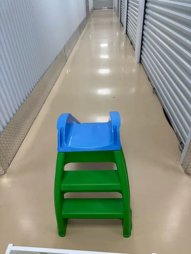 little tikes slide   in Toys in Ottawa - Image 4