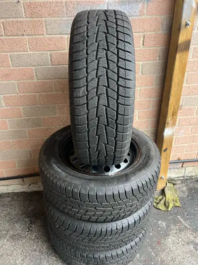 Rims and tires from Volkswagen dimensions 215/60/16