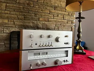 SHERWOOD S-402 CP STEREO AMPLIFIER and S—32 CP STEREO TUNER MCM, View more