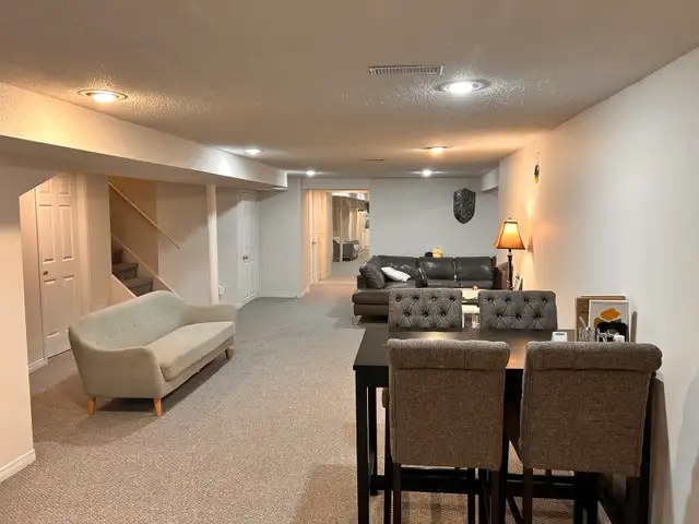  Private room for rent in Room Rentals & Roommates in City of Toronto - Image 7