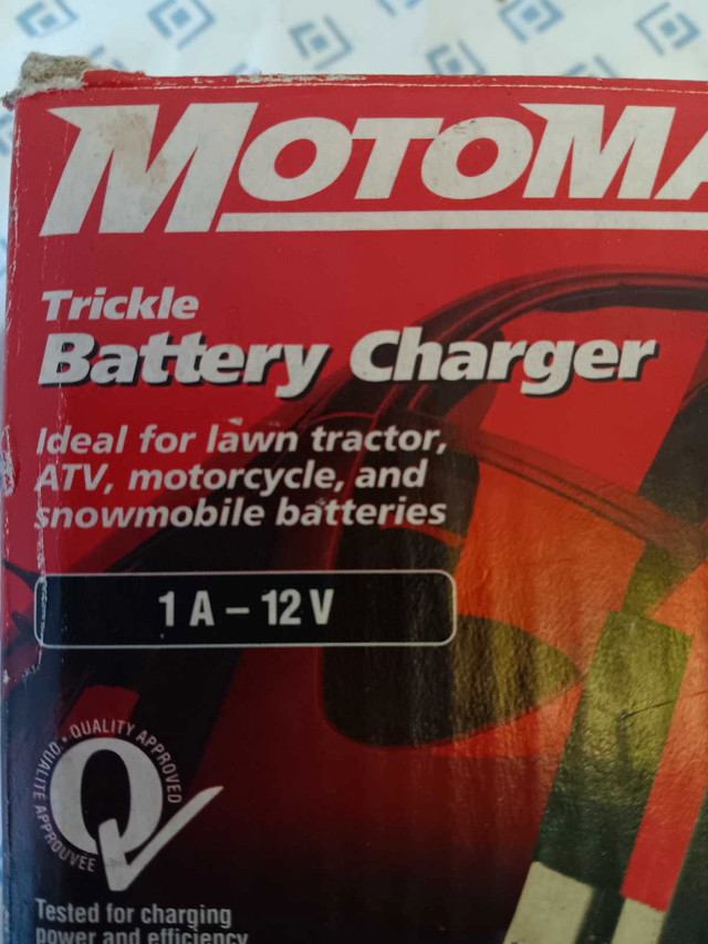 Motomaster trickle battery charger  in Other in Prince Albert - Image 2