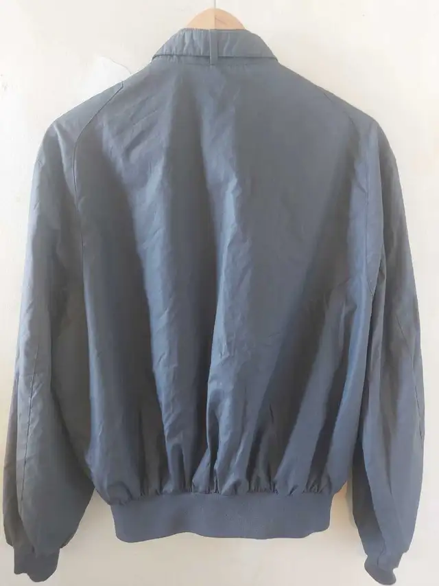 Members Only - 42 (medium) in Men's in City of Toronto - Image 5