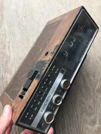 Vintage alarm clock. $10. I deliver!, View more