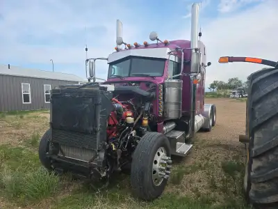 I'm selling a 2016 peterbilt 389 long hood it's in good condition except it needs a hood and bumper...