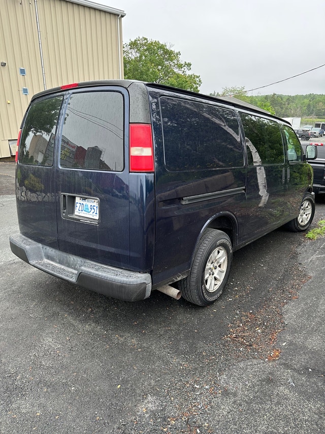 All Wheel Drive Chevrolet Express Van Cars & Trucks Dartmouth Kijiji