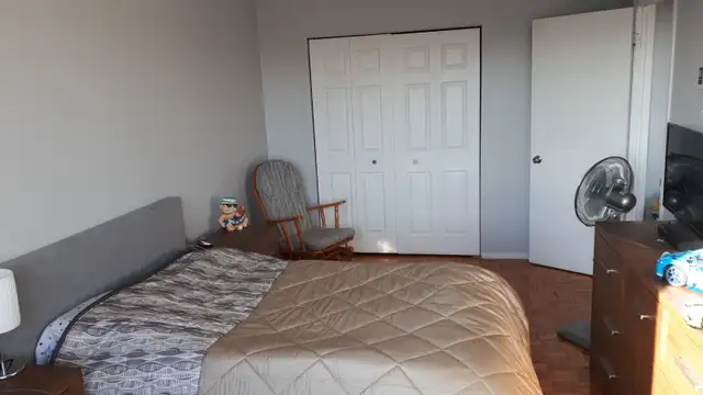 St-Hubert - 4 1/2 - 3 ième - 1 er Février