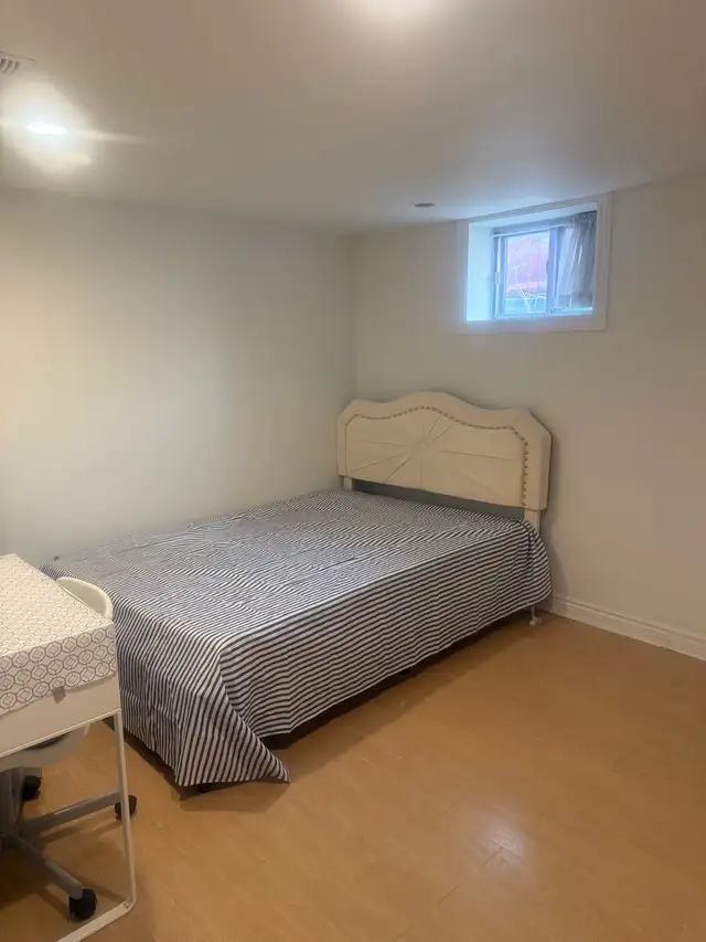 Room for rent in Room Rentals & Roommates in City of Toronto - Image 4
