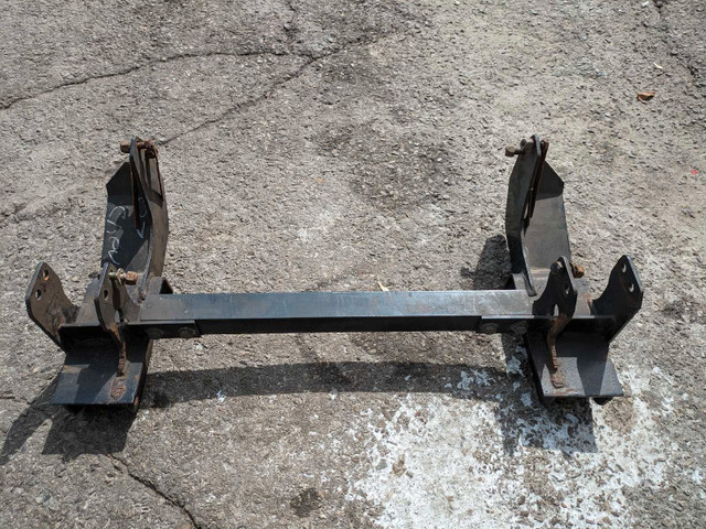 2007 Chevy Tahoe Snow Plow Mount Western Ultra Mount  in Other in City of Toronto - Image 2