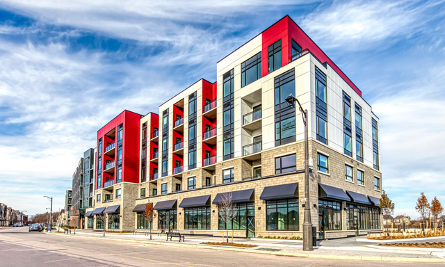 Beautiful 1 Bedroom   Den Condo Unit Available In Oakville!