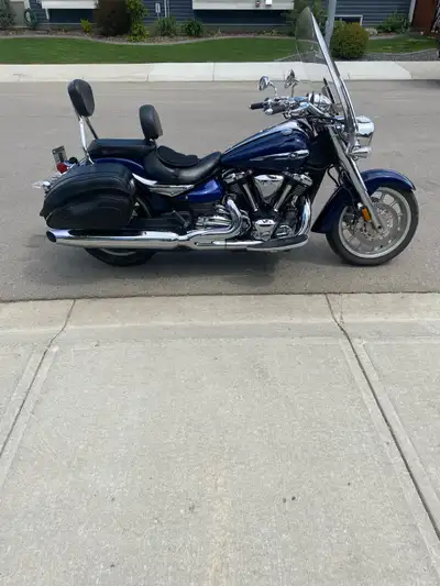 Skip the stealerships! 2014 Yamaha roadliner. Original owner. 1900 cc. Lots of torque. Always stored...