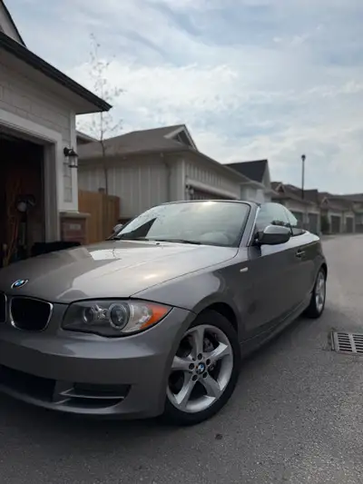 2011 BMW 128i Convertible * 128,000 km * Reliable N52 inline-6 engine * Very low mileage * Clean int...