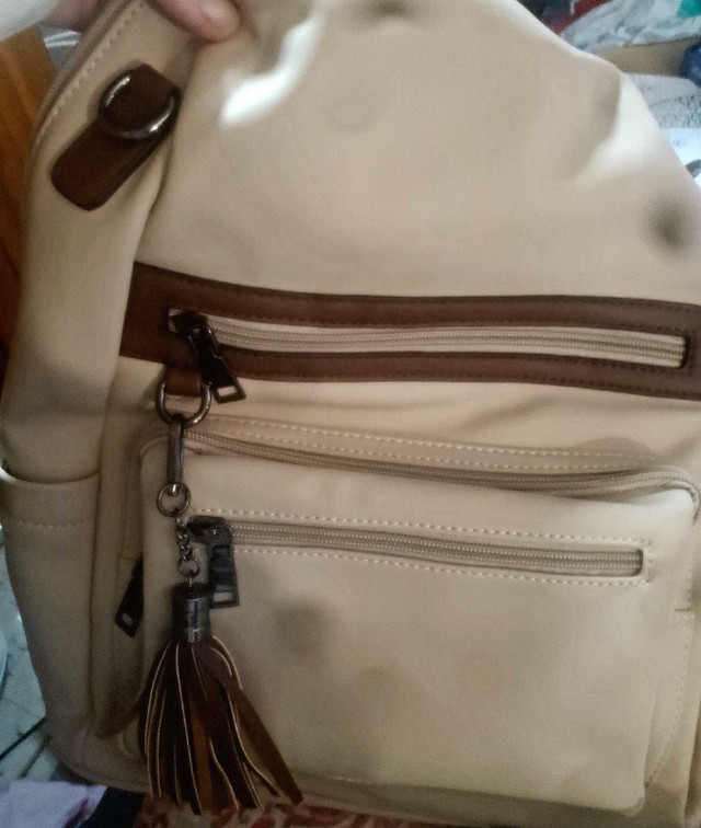 Genuine leather bag.  in Women's - Bags & Wallets in Kingston - Image 3