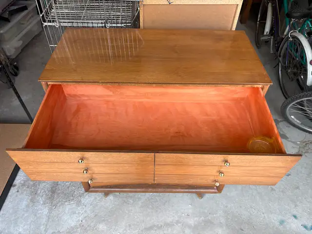 Vintage Wood Dresser walnut62864364861826121