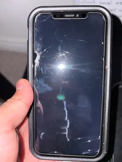 IPhone XR 64 gb, View more