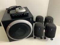 Logitech Z-560 4.1 THX- Certified Surround Sound System