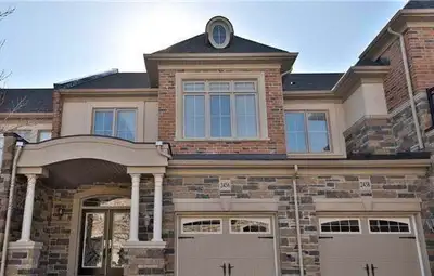 Oakville Townhouse