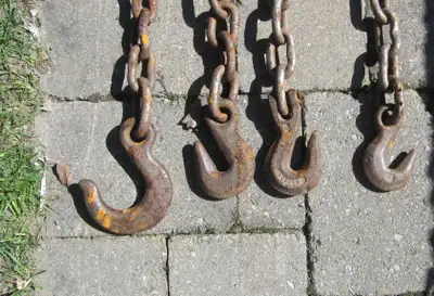 Heavy Chain with hooks, View more