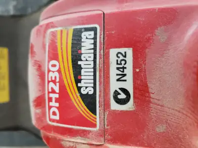 Used 24 Inch Gas Hedge Trimmer DH230 Shindiawa N452 Needs Tune-up Not Starting No HST