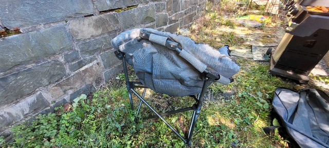 Picnic portable Sofa  (Free Delivery in HRM) in BBQs & Outdoor Cooking in City of Halifax - Image 4