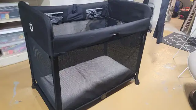 Bugaboo Stardust Play Yard - Black in Playpens, Swings & Saucers in City of Toronto - Image 4