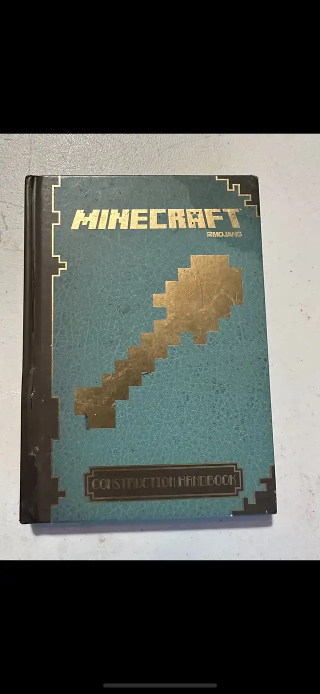 Minecraft Book in Children & Young Adult in Mississauga / Peel Region - Image 2