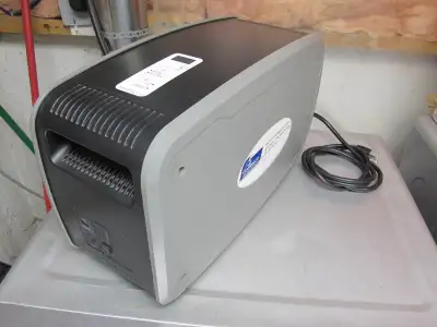 Garrison/Eliminator 1800W Battery backup UPS, Needs batteries, View more