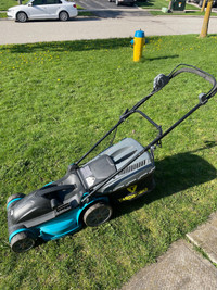 Yardworks Compact Electric Lawn 