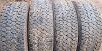 4 Goodyear wrangler LT265/70/17 All season 