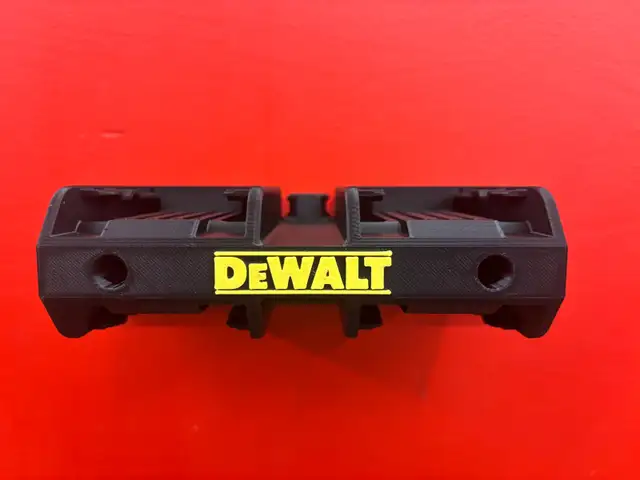 DeWalt Battery Wall Mount Holder 4/6 Batteries Optional Packout in Power Tools in Markham / York Region - Image 5