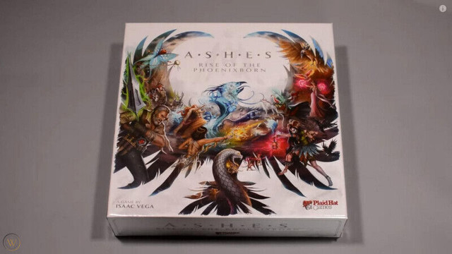 Ashes Rise of the Phoenixborn (Boardgame -Jeux de Société) dans Jouets et jeux  à Ville de Québec