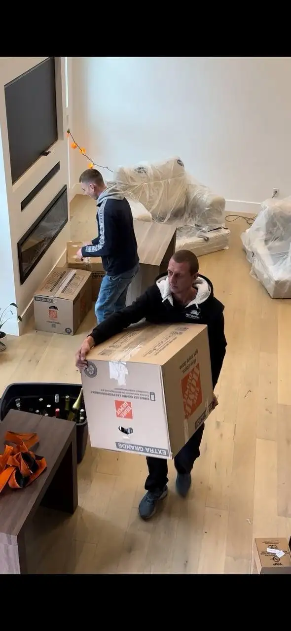 PROFESSIONAL MOVING CALGARY ✅ / JUNK REMOVAL / MOVERS63234498670081124