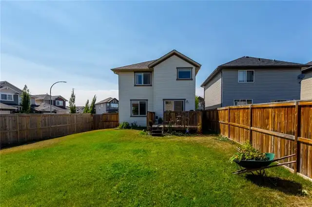 2-STOREY, 3 BED, 3.5 BATH, BONUS ROOM, ATTACHED GARAGE & DEVEOPE in Long Term Rentals in Calgary - Image 18