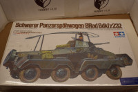 Schewerer Panzerspahwagen 8Rad Sdkfz 232 by Tamiya-  1:35
