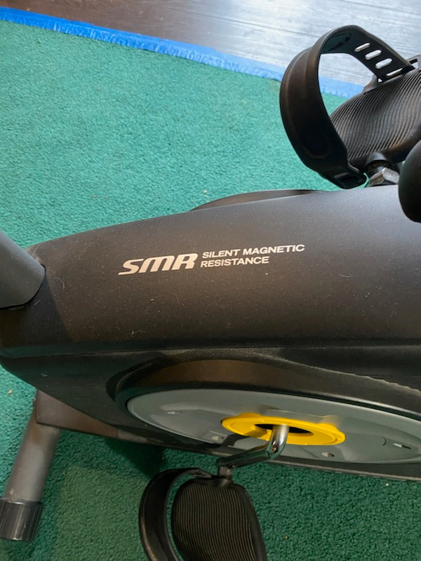 Gold's SMR Exercise Bike in Exercise Equipment in Kitchener / Waterloo - Image 3