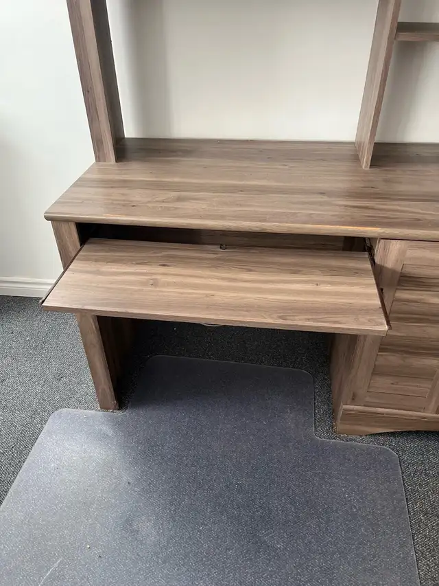 Desk with hutch in Desks in Cape Breton - Image 3