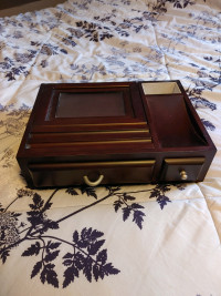 For Sale: Jewelry box/ side table organizer 