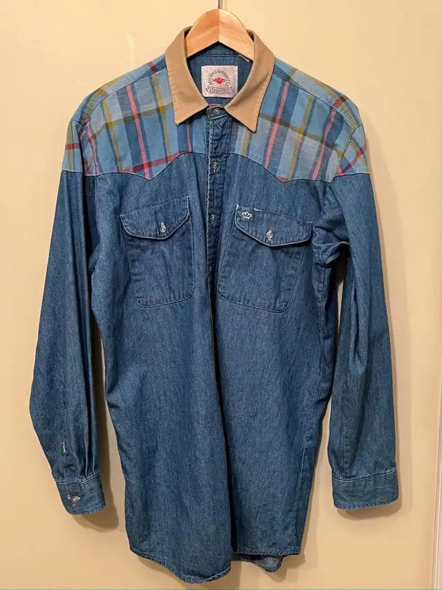 Vintage 1980s Mid-Western Garment Co. Men's Blue Denim LS Large in Men's in Calgary - Image 2