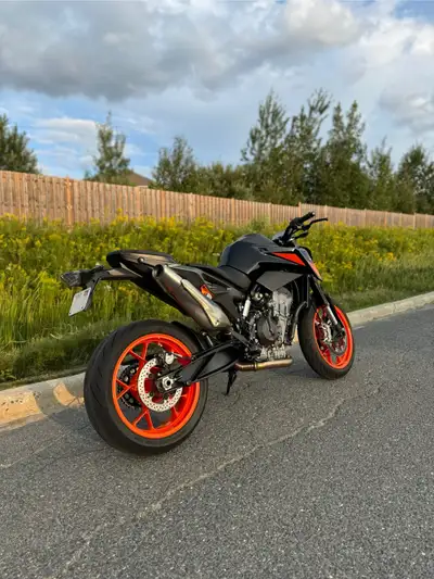 Very Clean 2020 KTM 790 Duke purchased new in 2021. Approx. 12,500km mostly from a road trips in fir...