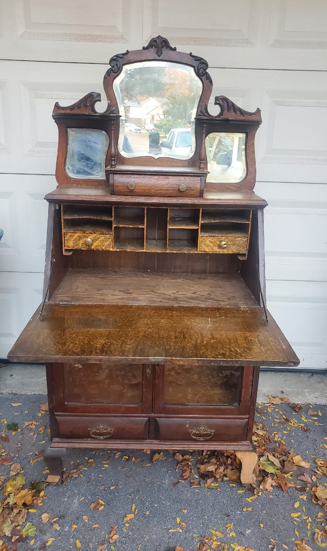 Antique Quarter Cut Oak Drop Front Secretary Desk in Arts & Collectibles in City of Toronto - Image 3