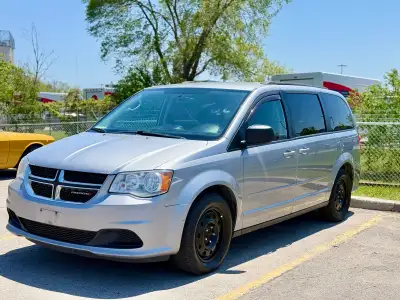 2017 Dodge Grand Caravan SXT * One owner * Clean title | Clean Carfax (No Accidents) * Highway KMS *...
