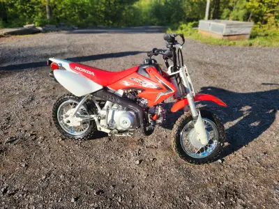 2019 CRF 50 GREAT SHAPE NEEDS NEW TWIST THROTTLE TRADE FOR 4 WHELLER 200 CC OR SMALLER NO CHINESE BR...