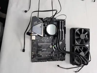 - CPU i7-9700k - MSi MPG Z390 gaming edge AC - Trident Z Neo g skill 16x2 ddr4 F4-3600C16D - kraken...