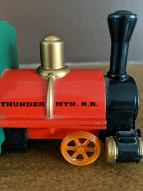 Disney Parks Thunder Mountain Railroad Mickey Mouse Pullback Tra in Toys & Games in City of Toronto - Image 3