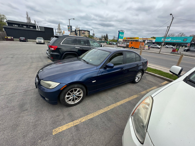 2011 BMW 323i in Cars & Trucks in St. Catharines