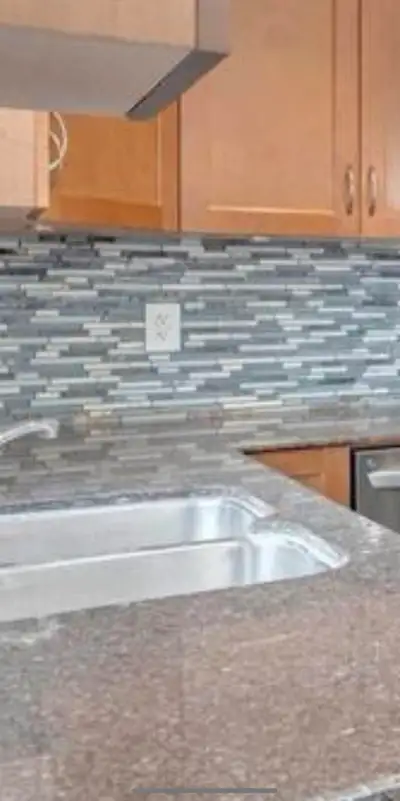 Kitchen backsplash Washroom tile Floor tiles Any kind of tiles Installation Msg me for pricing