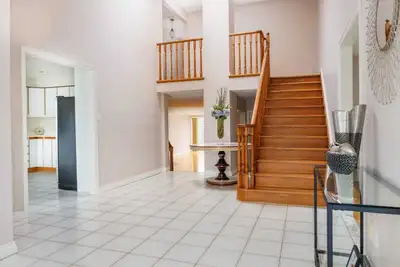 There is 1 room available in a walk-out basement for $850 , and another room on the main floor for $...