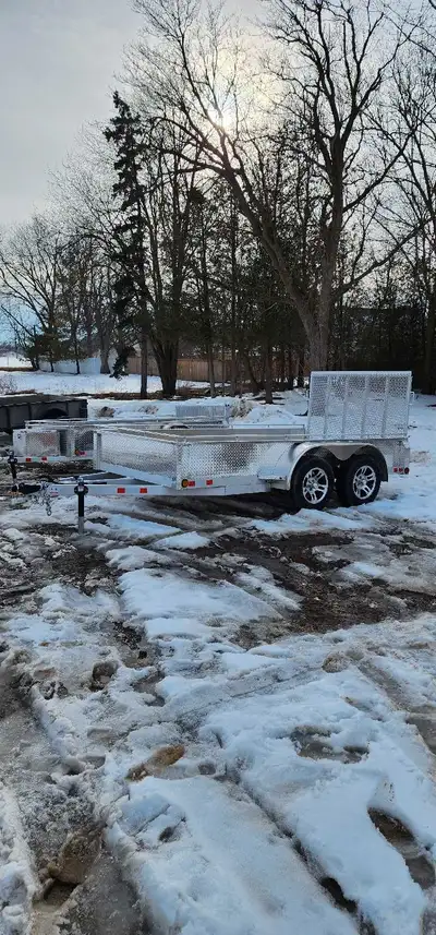 6'x12' Aluminum Bearco Utility trailer tandem axle Price: $5,750 plus tax Specs: -Payload: 5700 Lbs...