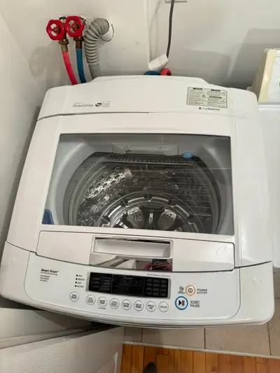 LG Washing Machine - Laveuse LG, View more