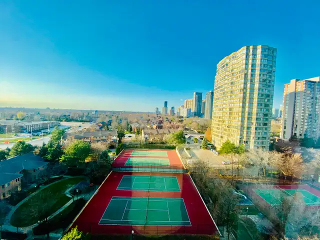 LARGE ALL-INCLUSIVE SUITE AVAILABLE NOW MISSISSAUGA CITY CENTRE