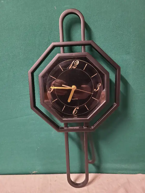 Pendulum Clock in Hobbies & Crafts in Cambridge - Image 2